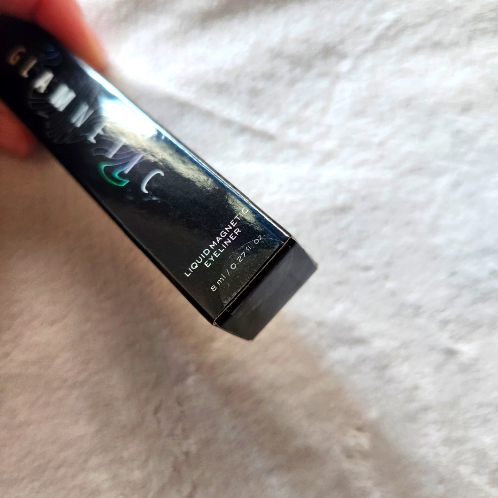 NWT Glamnetic Liquid Magnetic Eyeliner - Picture 2 of 3